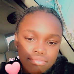 Meet your Posher, Leasia